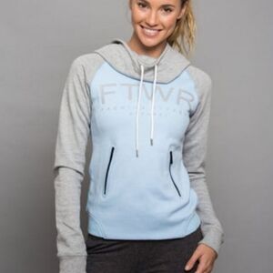 FITWEAR New Zealand Raglan Pullover HoodieTranquil Blue - Size XS 2 US